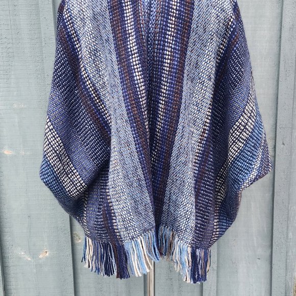 Hand Woven Shawl Wrap With Armholes Shades of Blue - Picture 5 of 6